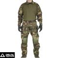 Delta Tactics Uniforme de Combate Woodland - Varias Tallas