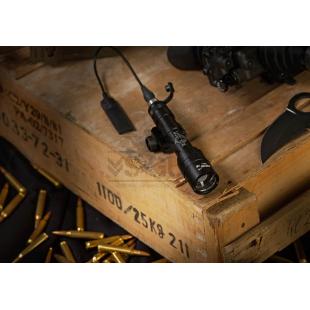 Linterna M600C ULTRA 450 Lumenes Scout Weaponlight Night Evolution Negra
